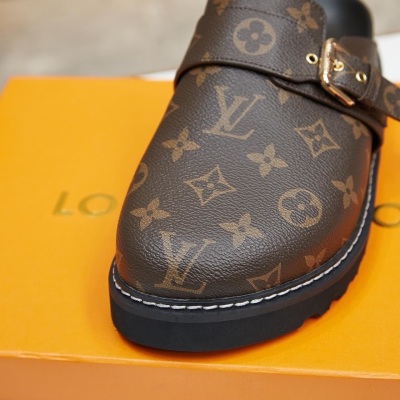 Louis Vuitton Slippers